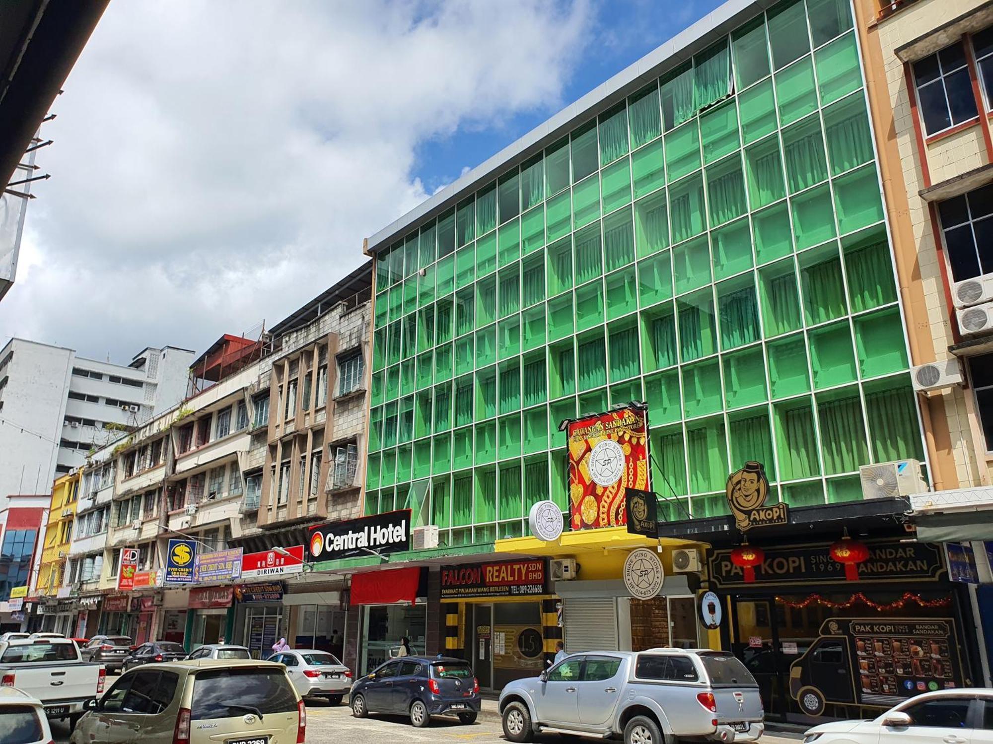 Capital O 90939 Sandakan Central Hotel Extérieur photo